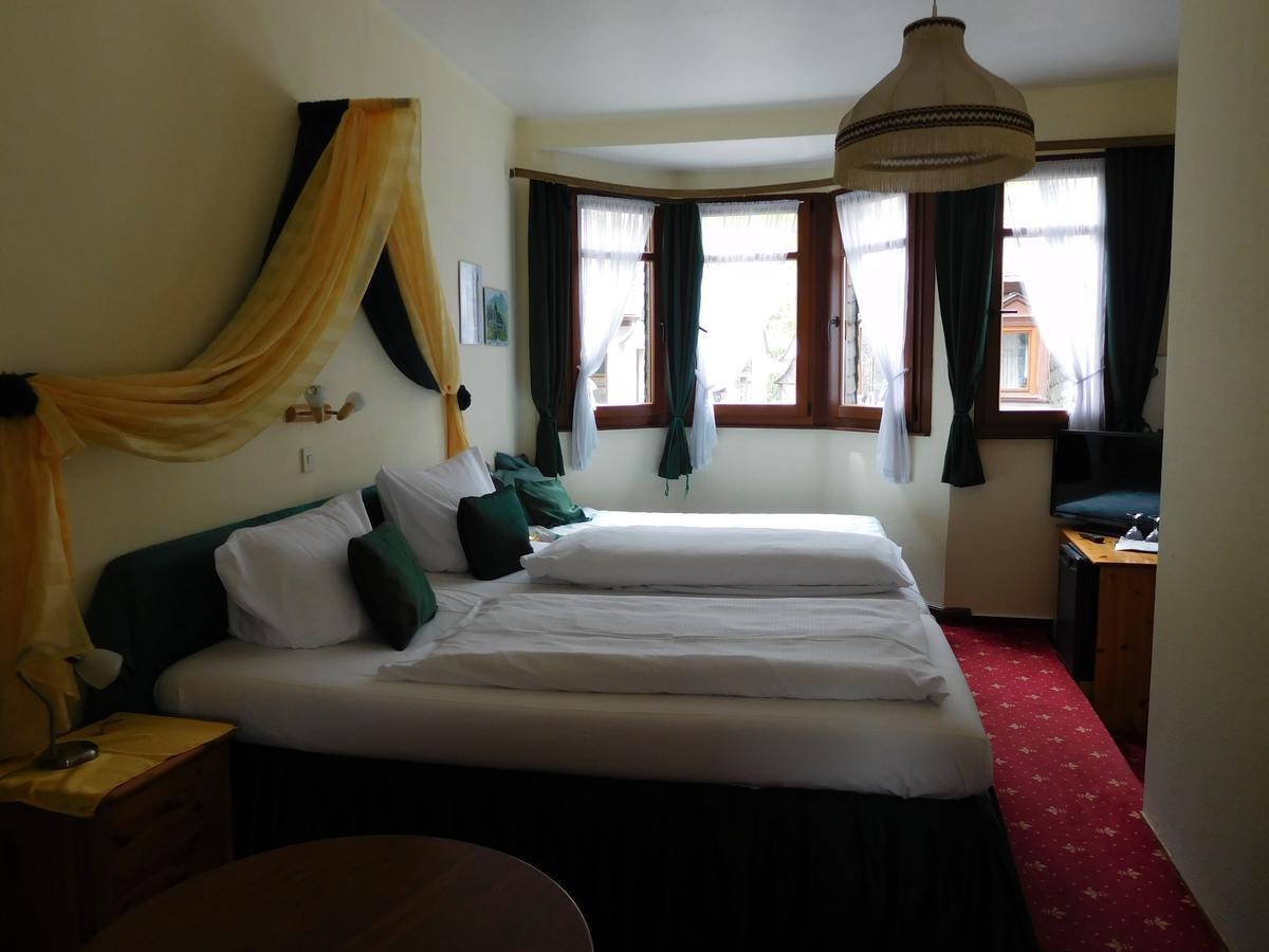 Hotel Kranenturm Bacharach Exteriör bild